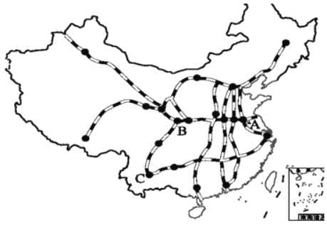 讀我國部分鐵路干線分布圖.完成下列各題. (1)鐵路樞紐A是 .在此交會的鐵路干有 . .(2)圖中位于我國第一級階梯的鐵路線是 .(3)內蒙古包頭市有1 000噸含有稀有金屬的礦石要運輸到廣州.然后裝船出口.最佳的運輸方式是 .便捷的運輸路線是 .(4)我們鹽城市擁有的鐵路線是 .從該市乘火車去北京.依次經過的鐵路線是 .隴海線. .所乘的火車應是 題目和參考答案